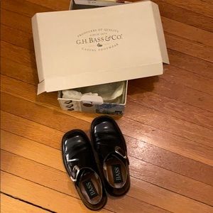 Bass Boy’s Black Leather Dress Shoes